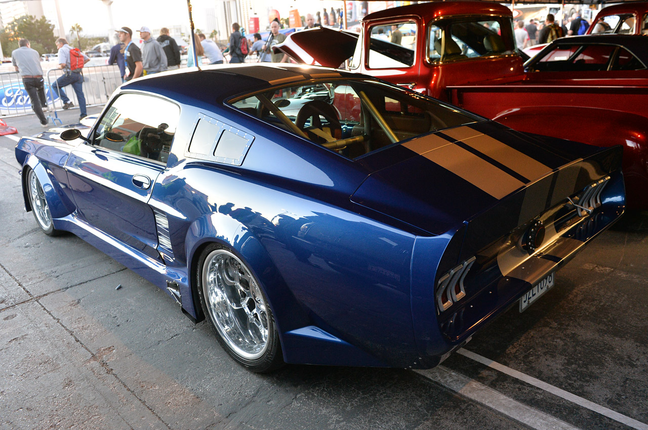 Ford Mustang Fastback Форсаж