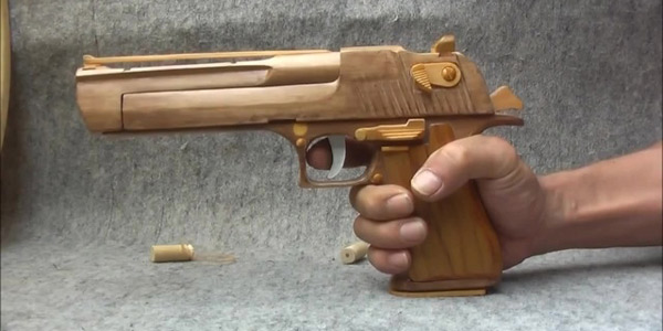 BACK RUBBER BAND GUN 04.2 I.W.I DESERT EAGLE