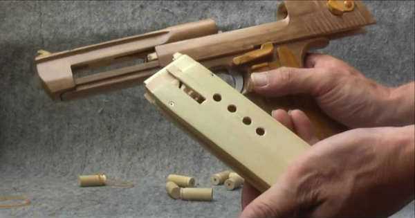 Demonstration BACK RUBBER BAND GUN 04.2 I.W.I DESERT EAGLE 4