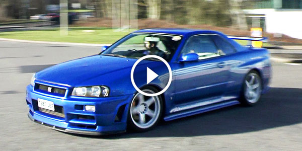 Clean Nissan Skyline R34 GTR sounds