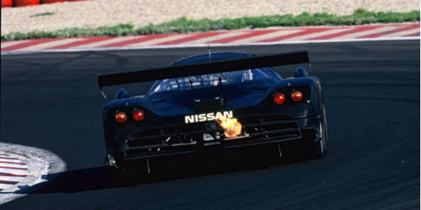 Nissan r390 gt1 Road Version