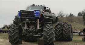 Monster Ford Dually Biggest Truck 11