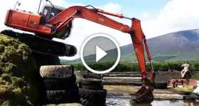 Jump With His Huge Digger ton 1