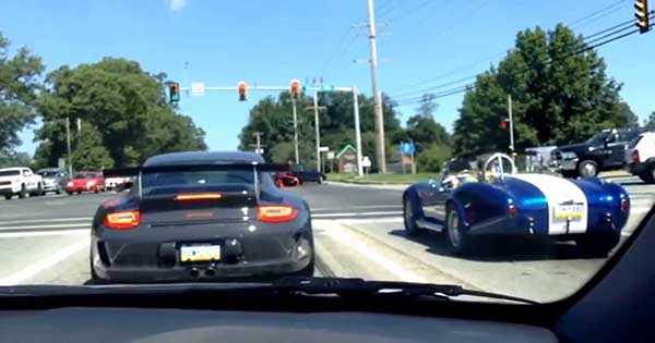 Porsche GT3 vs Shelby Cobra Street race 1_1