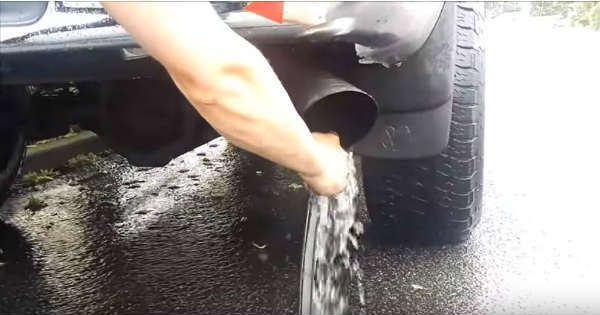 Cleaning Exhaust With Water 2