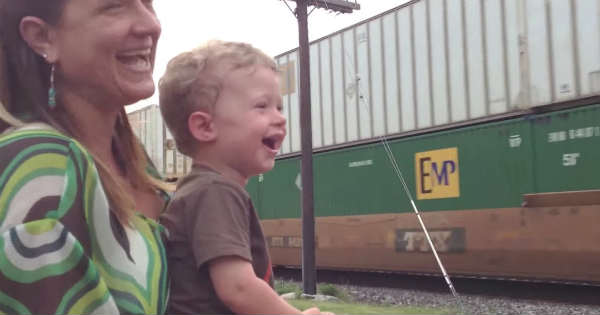 Engineers Son Sees His Dad Driving Train 2