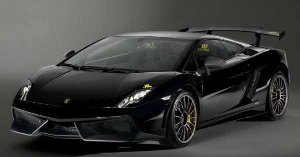 A Review of the Lamborghini Gallardo 2