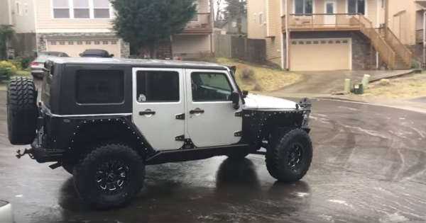 Even This Jeep is Struggling To Drive On BLACK ICE 1