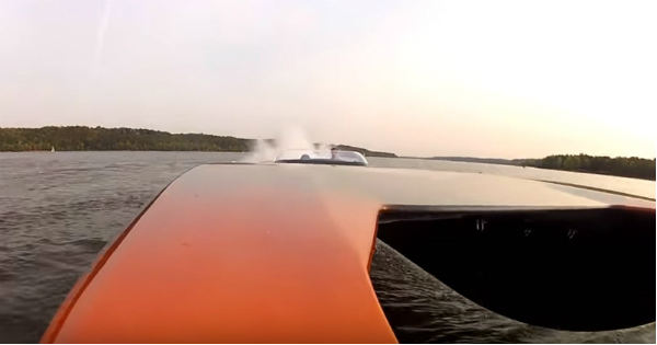 Huge Water Jumps With The UFO Powerboat 2