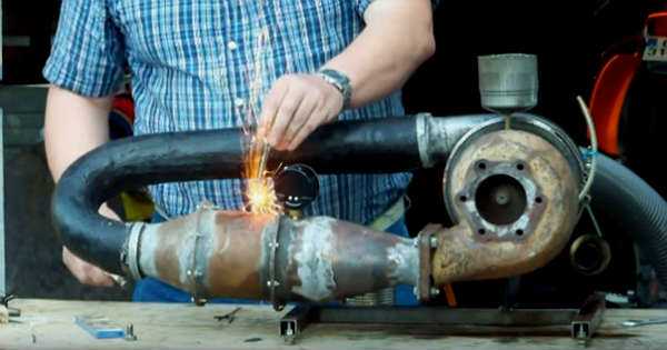 Here Is How Much Air is Blown Through a Charger of an Old Truck 1