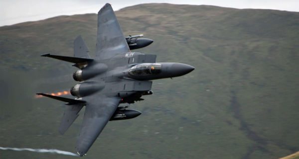 Low Flying Jet Performance At The Mach Loop In Wales 2