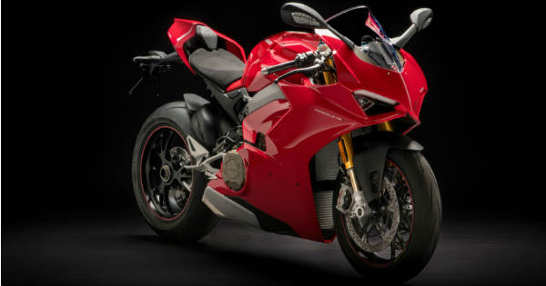 NEW Ducati Panigale V4 Comes With 226HP Twice The Cylinders 2