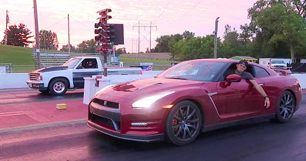 Sleeper Truck Destroys Roman Atwood Gtr Muscle Cars Zone