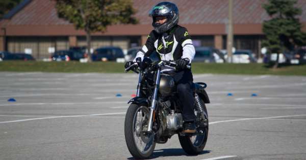 What Should You Know About Learning to Drive Motorcycles?