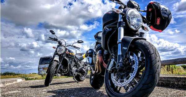 7 Essential Motorcycle Safety Tips 2