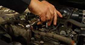 Replacing a Spark Plug